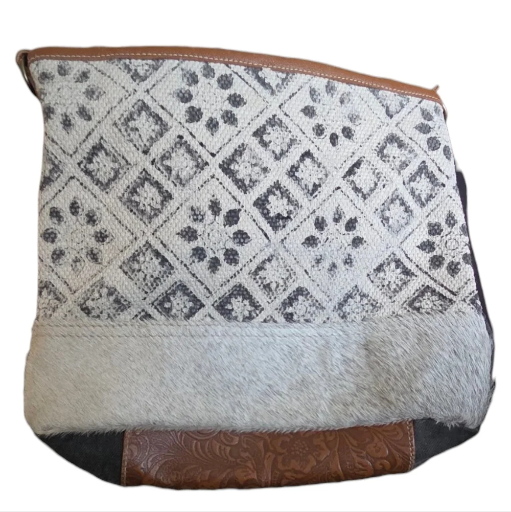 Myra Tassellated Bag. Recycled Interior Cotton, Cowhide & Leather NO STRAP - Picture 1 of 6